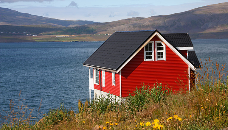Wiei-iceland-walking-8